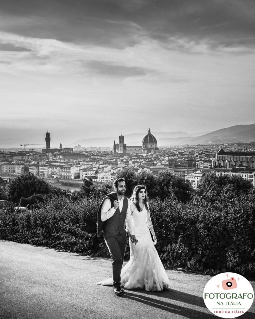 https://fotografonaitalia.com/wp-content/uploads/2019/04/YARI-FLORENcA-TOSCANA-CASAMENTO_4-scaled-1-819x1024.jpg