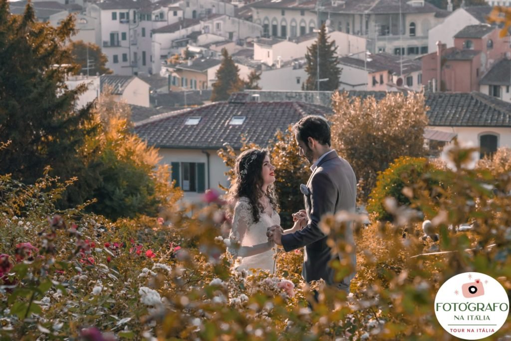https://fotografonaitalia.com/wp-content/uploads/2019/04/YARI-FLORENcA-TOSCANA-CASAMENTO_7-scaled-1-1024x683.jpg